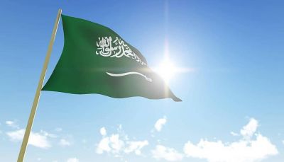 السعودية تدعو الانتقالي الإماراتي لتسليم المعسكرات ومقرات مؤسسات الدولة