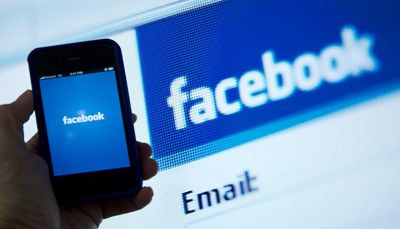 "فيسبوك" تسعى إلى مساعدة الصحف على استقطاب مشتركين