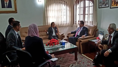 "باحميد" يناقش مع رئيس هيئة الخدمات التعليمية الماليزية أوضاع الطلاب اليمنيين