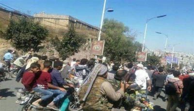 الحوثيون يمارسون ضغوطاً كبيرة على أسرة الطفلة "آلاء الحميري" لإطلاق سراح الجاني