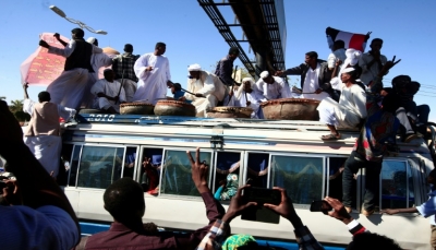 السودان: حكم بالإعدام على 27 عضوا في جهاز المخابرات بقضية قتل متظاهر معتقل