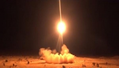التحالف: اعتراض طائرة مفخخة وصاروخين بالستيين أطلقهم الحوثيون نحو السعودية