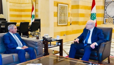 اليمن يطالب لبنان تحرير ودائعه المالية المحتجزة في مصارف بيروت