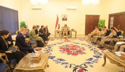 وزير الدفاع: التخادم بين الحوثي والتنظيمات الإرهابية الأخرى ظهر مؤخرا بشكل أكبر