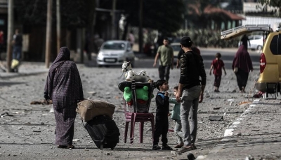 الغارديان: إسرائيل تسعى لفرض "نكبة ثانية" للفلسطينيين وخططها لتقسيم غزة غير قابلة للتنفيذ